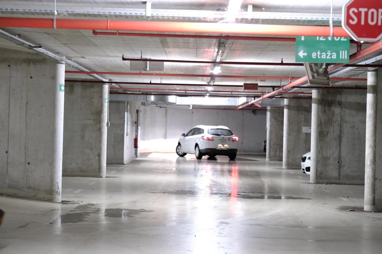 Central Apartment Maister Kranj Eksteriør billede